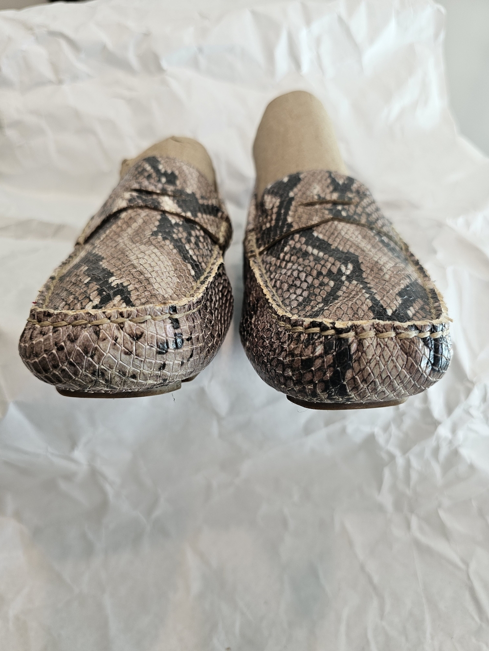 Cole Haan Snakeskin Print Leather Loafer Flats Slip On Round Toe Women 7.5 - Picture 8 of 9